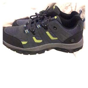 *NEW!**Size 7 (Big Boy) Northside Hiking Boots! 🥾